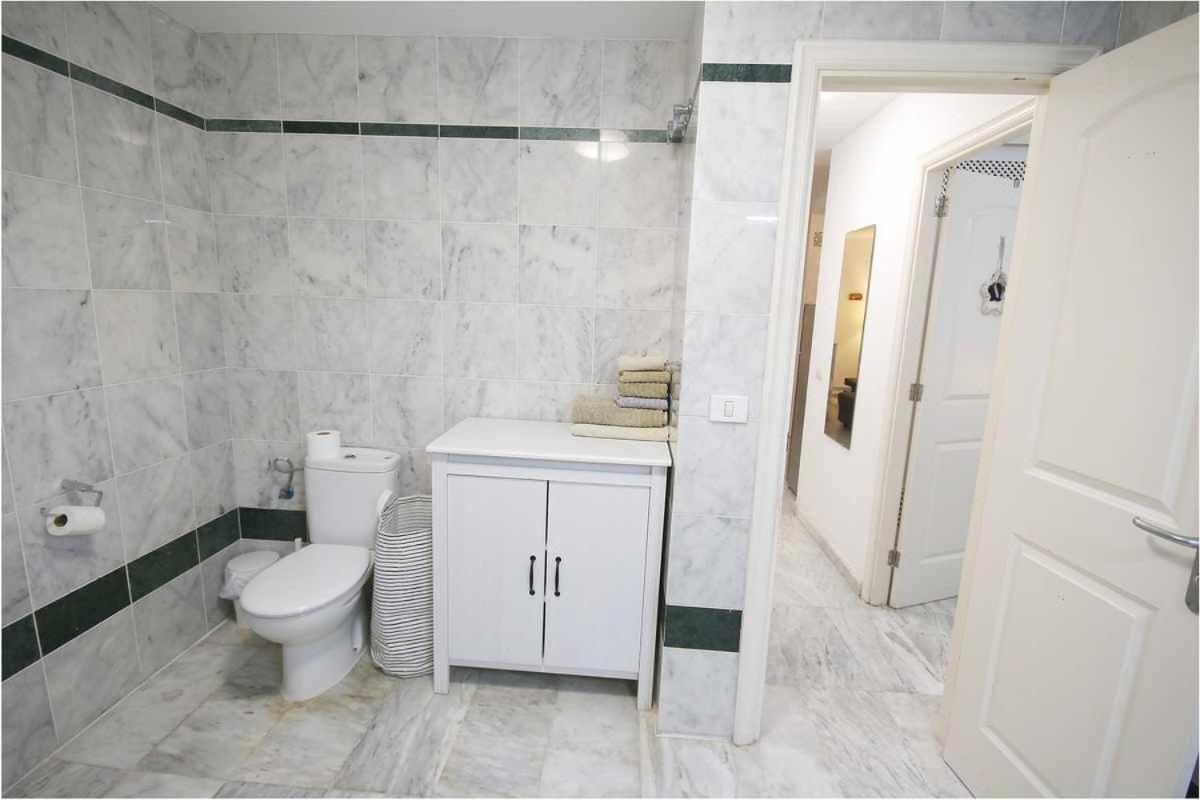 Dinastia B401 By Tenerife Rental & Sales Los Cristianos  Exterior foto