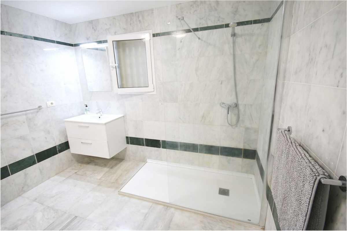 Dinastia B401 By Tenerife Rental & Sales Los Cristianos  Exterior foto